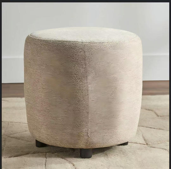 ROUND CURVY POUF
