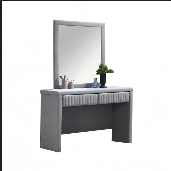 UPHOLSTERED WARDROBE WITH MIRROR